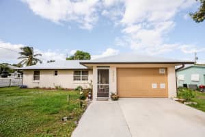 2455 NE Letitia Street, Jensen Beach, FL 34957 Sold 01/28/25