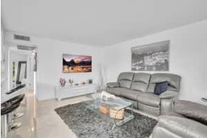 3018 Farnham N 3018, Deerfield Beach, FL 33442 Sold 02/11/25