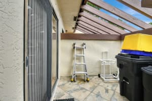 3679 English Road B, Lake Worth, FL 33467 Sold 02/27/25