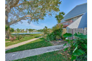 21 Crossings B Circle B, Boynton Beach, FL 33435 Sold 01/24/25