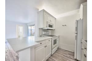 21 Crossings B Circle B, Boynton Beach, FL 33435 Sold 01/24/25