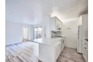 21 Crossings B Circle B, Boynton Beach, FL 33435 Sold 01/24/25