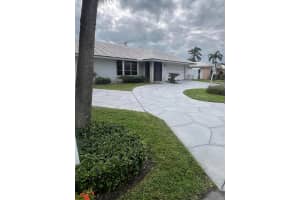 1291 Bimini Lane, Riviera Beach, FL 33404 Sold 01/16/25