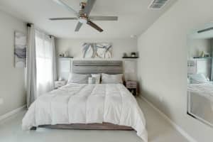 5608 Mentmore Drive, Mangonia Park, FL 33407 Sold 04/07/25