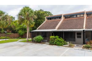 2400 SE Garden Terrace 101, Port Saint Lucie, FL 34952 - MLS#R11039474