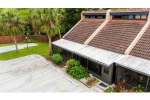 2400 SE Garden Terrace 101, Port Saint Lucie, FL 34952 - MLS#R11039474