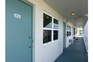 350 Horizons E 212, Boynton Beach, FL 33435 Sold 01/06/25