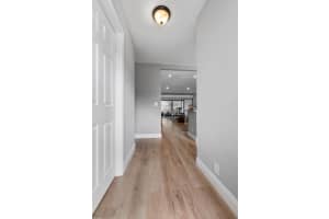 12813 Spinnaker Lane, Wellington, FL 33414 Sold 08/28/25