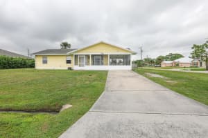 772 NW Cabot Street, Port Saint Lucie, FL 34983 Sold 03/31/25