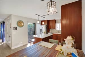 804 Waterview Drive, Palm Springs, FL 33461 Sold 08/06/25