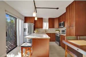 804 Waterview Drive, Palm Springs, FL 33461 Sold 08/06/25