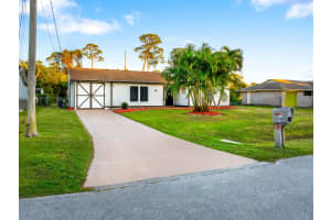 5710 Hickory Drive, Fort Pierce, FL 34982 Sold 03/25/25