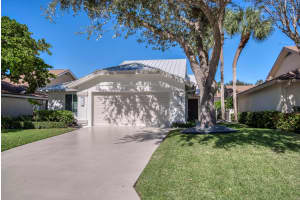 211 St Charles Court, Jupiter, FL 33477 Sold 02/27/25
