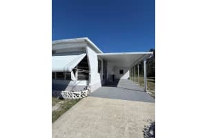8353 SE Sandy Lane, Hobe Sound, FL 33455 Sold 12/23/24