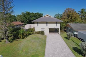 757 SW 33rd Street, Palm City, FL 34990 Sold 03/12/25