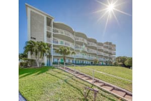 2381 Sunset Avenue 417, Lake Worth Beach, FL 33461 Sold 05/28/25
