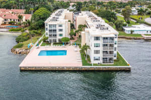 1820 New Palm Way 405, Boynton Beach, FL 33435 Sold 03/28/25