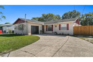 1027 Martinique Avenue, Fort Pierce, FL 34982 Sold 01/03/25