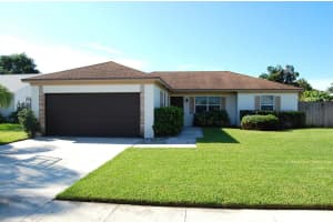 148 Arrowhead Circle, Jupiter, FL 33458 Sold 04/16/25