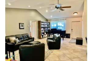 148 Arrowhead Circle, Jupiter, FL 33458 Sold 04/16/25