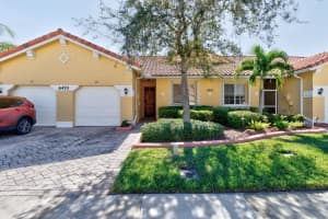 6470 Oxford Circle 102, Vero Beach, FL 32966 Sold 04/25/25