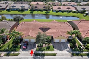 6470 Oxford Circle 102, Vero Beach, FL 32966 Sold 04/25/25
