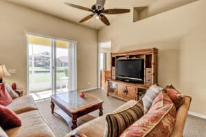 6470 Oxford Circle 102, Vero Beach, FL 32966 Sold 04/25/25