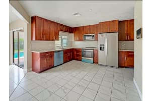 7401 NW 48th Place, Lauderhill, FL 33319 Sold 03/13/25