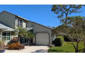 907 NE Sandalwood Place, Jensen Beach, FL 34957 Sold 06/26/25