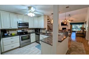 907 NE Sandalwood Place, Jensen Beach, FL 34957 Sold 06/26/25