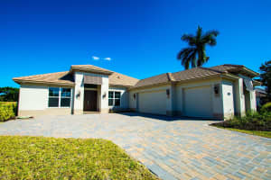 220 Sw Dalton Circle, Port Saint Lucie