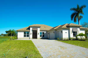 220 SW Dalton Circle, Port Saint Lucie, FL 34953 - MLS#R11039920