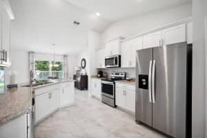 206 Riomar Drive, Port Saint Lucie, FL 34952 - MLS#R11040033