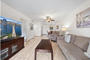 701 Lori Drive 206, Palm Springs, FL 33461 - MLS#R11040084