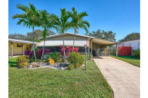 8001 Se Shenandoah Drive, Hobe Sound