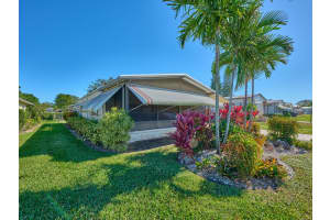 8001 SE Shenandoah Drive, Hobe Sound, FL 33455 Sold 12/01/25