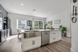 475 Gazetta Way, West Palm Beach, FL 33413 Sold 07/16/25