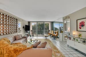 2774 S Ocean Boulevard 310, Palm Beach, FL 33480 Sold 04/14/25