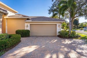 7225 Maidstone Drive, Port Saint Lucie, FL 34986 Sold 05/16/25