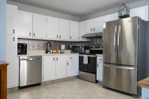 4555 Arthur Street, Palm Beach Gardens, FL 33418 Sold 01/03/25