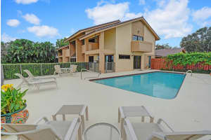 2504 Embassy Drive, West Palm Beach, FL 33401 Sold 01/31/25