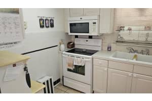 2521 Dudley Drive W F, West Palm Beach, FL 33415 Sold 02/04/25