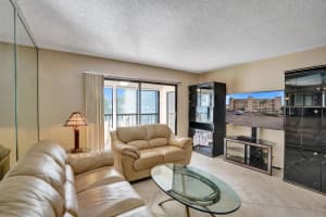 7076 Huntington Lane 206, Delray Beach, FL 33446 Sold 05/05/25