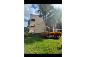 10092 Cedar Point Boulevard 101, Boynton Beach, FL 33437 Sold 02/21/25