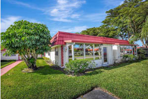 218 Waterford J, Delray Beach, FL 33446 Sold 01/13/25