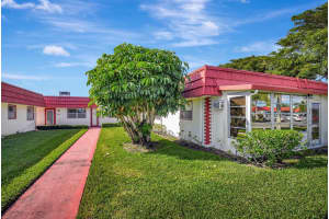 218 Waterford J, Delray Beach, FL 33446 Sold 01/13/25