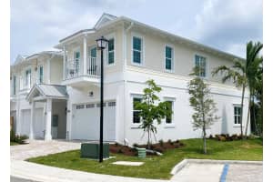 101 Royal Palm Cir, Tequesta, FL 33469, Sold 11/25/24