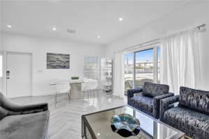 3570 NE 3rd Avenue, Oakland Park, FL 33334 Sold 03/05/25