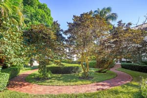 5 Via Sunny, Palm Beach, FL 33480 Sold 12/05/25