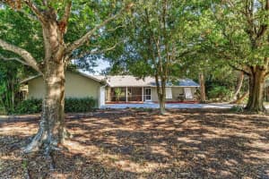 1111 NE Town Terrace, Jensen Beach, FL 34957 Sold 02/05/25